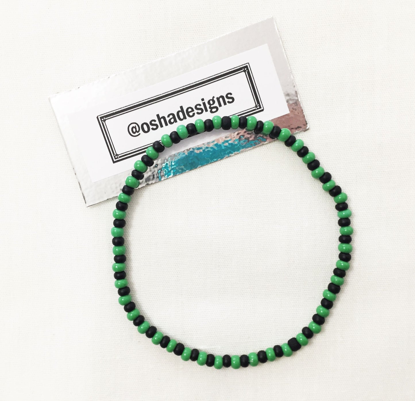 Black Red and Green Stretchy Beaded Bracelet